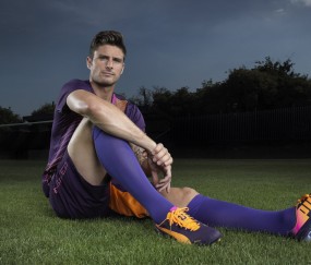 开云APP-一锤定音！詹姆斯末节统治攻防，森林狼生死战险胜步行者