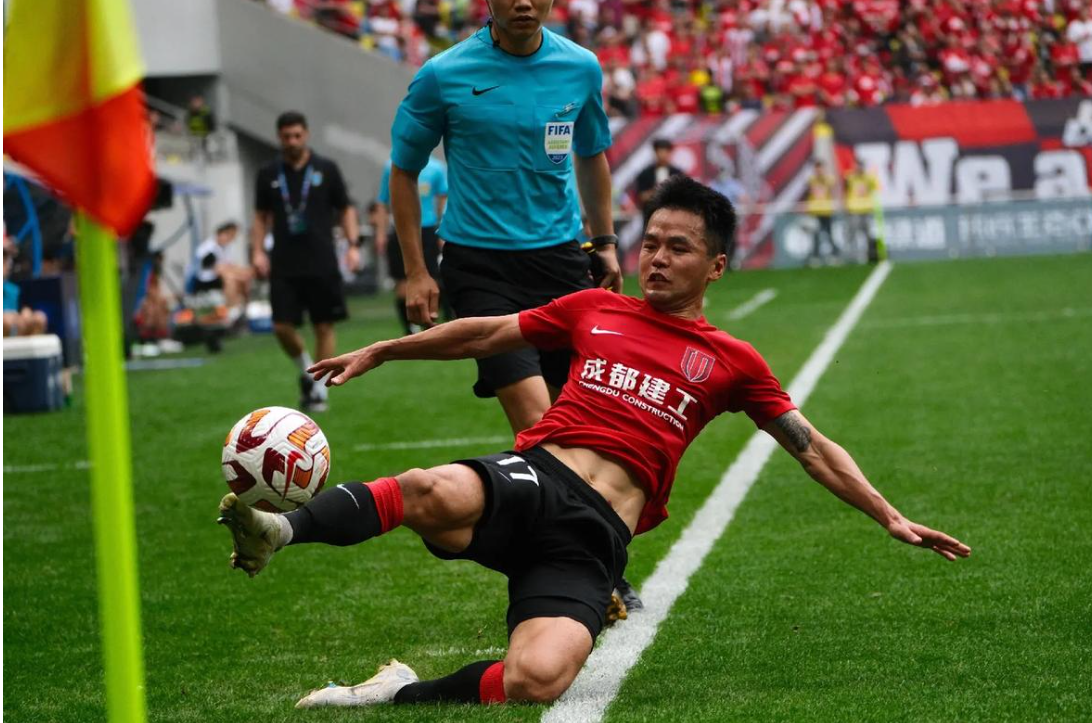 顶尖足球球队在联赛中势如破竹 顶尖足球球队在联赛中势如破竹