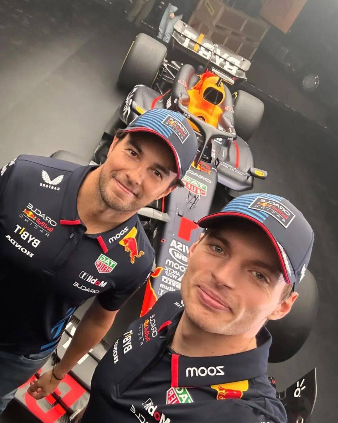 红牛二队碾压雷诺车队,佩雷兹统治全场 红牛二队碾压雷诺车队,佩雷兹统治全场