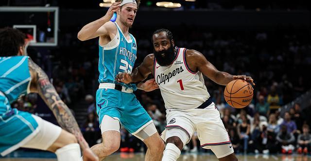 国王轻取浙江队,哈登带队取胜 国王轻取浙江队,哈登带队取胜