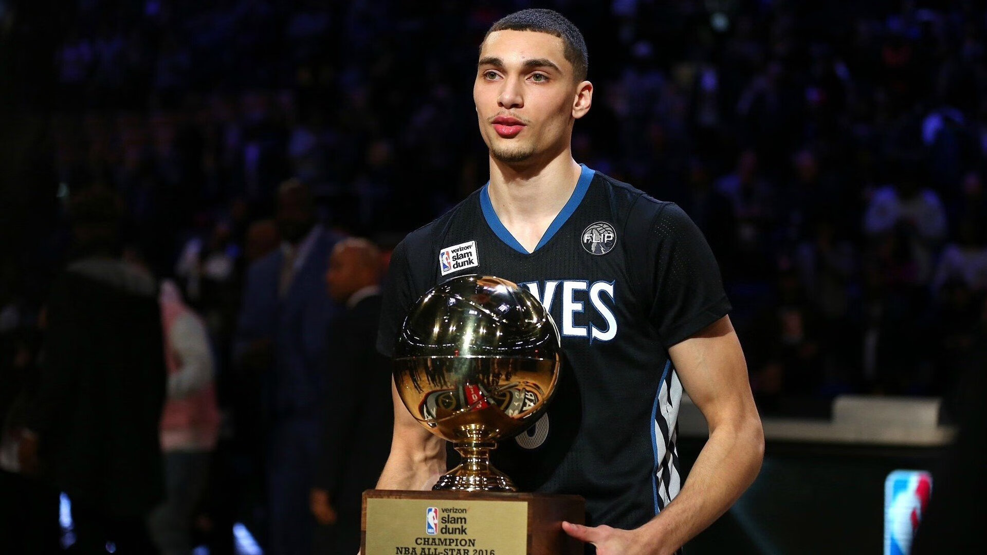 从芝加哥到世界舞台,德罗赞的公牛式胜利与世界杯接管启示